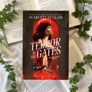 Terror at the gates - Scarlett St. Clair